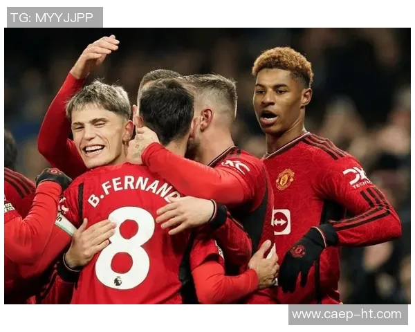 英超焦点战曼城与曼联战成平局争议判罚引发全场热议